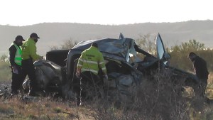 Un empresario murió y su hija está grave tras un choque entre un camión y una camioneta en Choele Choel