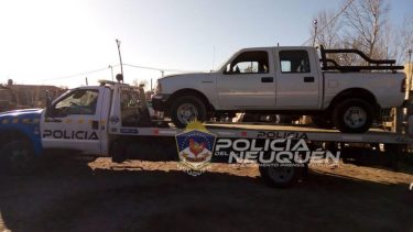 En los allanamientos se secuestró una camioneta que se usaba para los robos. (Gentileza Centenario Digital).-