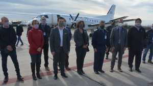 Llegó el primer vuelo de LADE a Neuquén: quieren incorporar la ruta aérea a Chos Malal