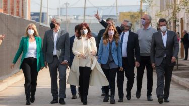 Es el primer acto que comparten ambos, desde el escándalo de la foto en Olivos. Foto: prensa Presidencia de la Nación.-