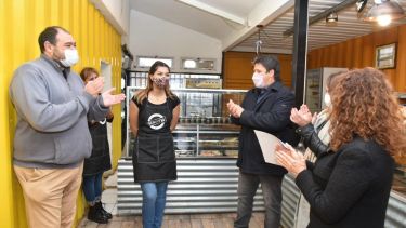 Candela consiguió trabajo después de toparse con una publicación de Facebook que la llevó a la plataforma de empleo. (Gentileza).-