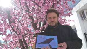 “Tordos”: el vuelo de pájaros hecho arte y poesía