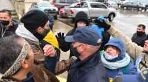 Imagen de Mapuches y jóvenes libertarios se enfrentaron en Bariloche