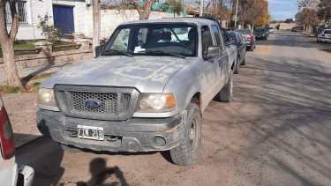 El rodado Ford Ranger fue reportado como robado en Neuquén hace dos meses. (foto: gentileza)