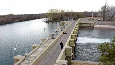 Presentan una investigación sobre las huelgas en la construcción de los canales de riego