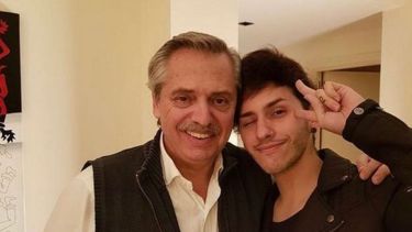 Dyzhy se mostró contento con el nuevo DNI, donde se autodenominó como Tani.-