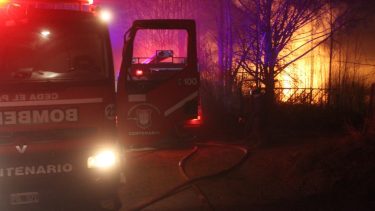 En junio y julio hubo 40 incendios en Centenario y Vista Alegre, en lo que va de agosto ya hubo 20. (Gentileza Centenario Digital)