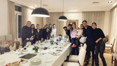 Las hermanas eran representadas por Juan Pablo Fioribello y Mariano Lizardo, pero desistieron de la representación.-