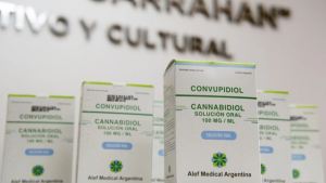 Se realizó la primera entrega de cannabis medicinal para pacientes pediátricos con epilepsia