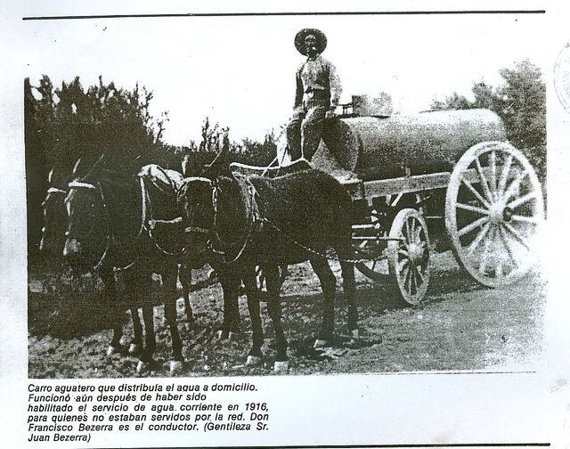 El vehículo fue adquirido por el municipio a 150 pesos. (FOTOS: Gentileza Archivo Histórico Municipal)