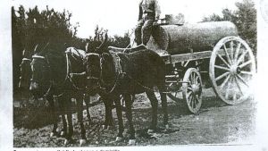 Del carro aguatero a los primeros caños de agua de Neuquén