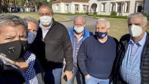 La CGT rechaza la idea de la UIA de no pagar salarios a quienes no quieran vacunarse