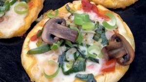 Animate a estas pizzetas llenas de verduras