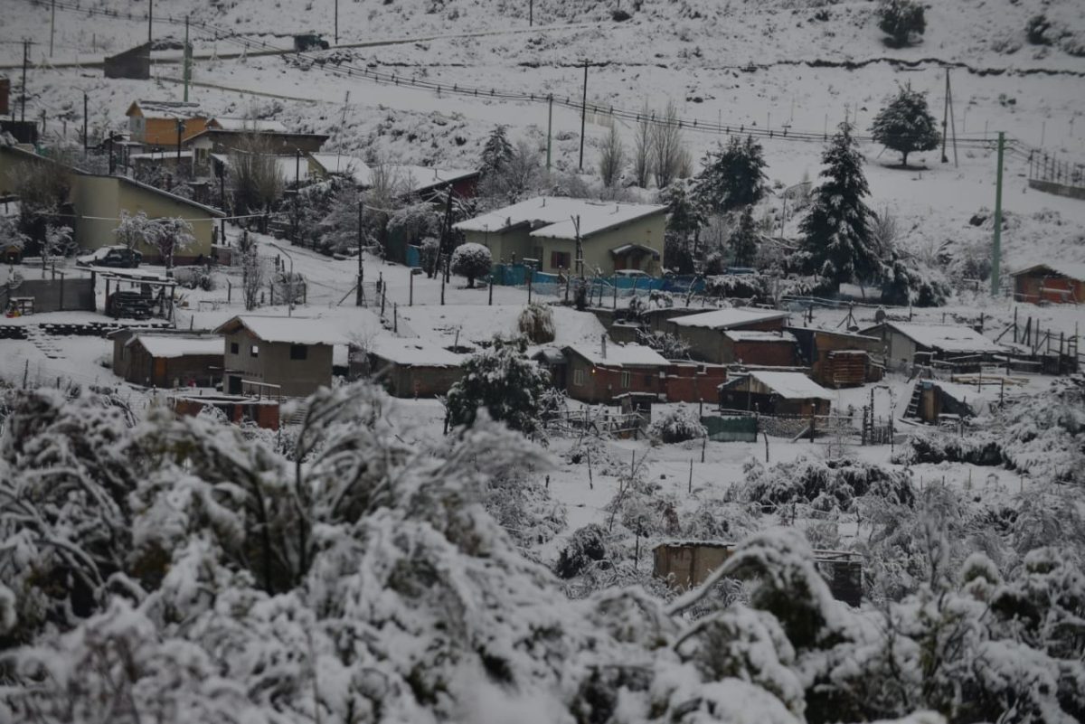 Hay alerta por nieve este martes. Entre las zonas alcanzadas por el alerta está Bariloche.  Foto: Archivo Chino Leiva
