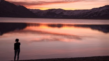 Atardecer en Lagunas de Epulauquen, norte neuquino. Foto: Martín Muñoz. 