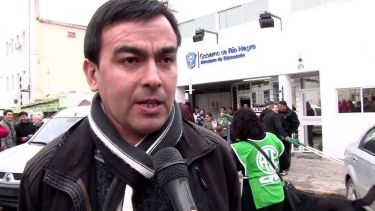 "Hay que trabajar en Leyes que favorezca a los pequeños establecimientos agrícolas y a la producción agroecológica", aseguró el docente de Viedma.