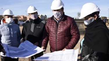 Mariano Gaido anunció el comienzo de la construcción de un polideportivo en el oeste de Neuquén. (Florencia Salto)