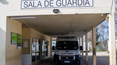 El hombre herido de bala se encuentra fuera de peligro y se iría de alta durante el día. Foto Archivo.