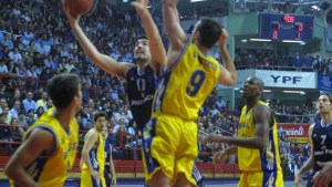 Scola, el ídolo que debutó contra Roca en la Liga y ganó el Premundial en el Ruca Che