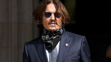 Polémica. Mujeres cineastas de España cuestionan el premio a Depp en el Festival de San Sebastián.