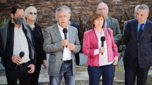 Juntos por el Cambio buscó nacionalizar el triunfo de Valdés y negó un acuerdo con el Gobierno