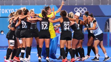 Festejo colectivo y a la final. Las Leonas superaron a India y están en la definición del viernes. 