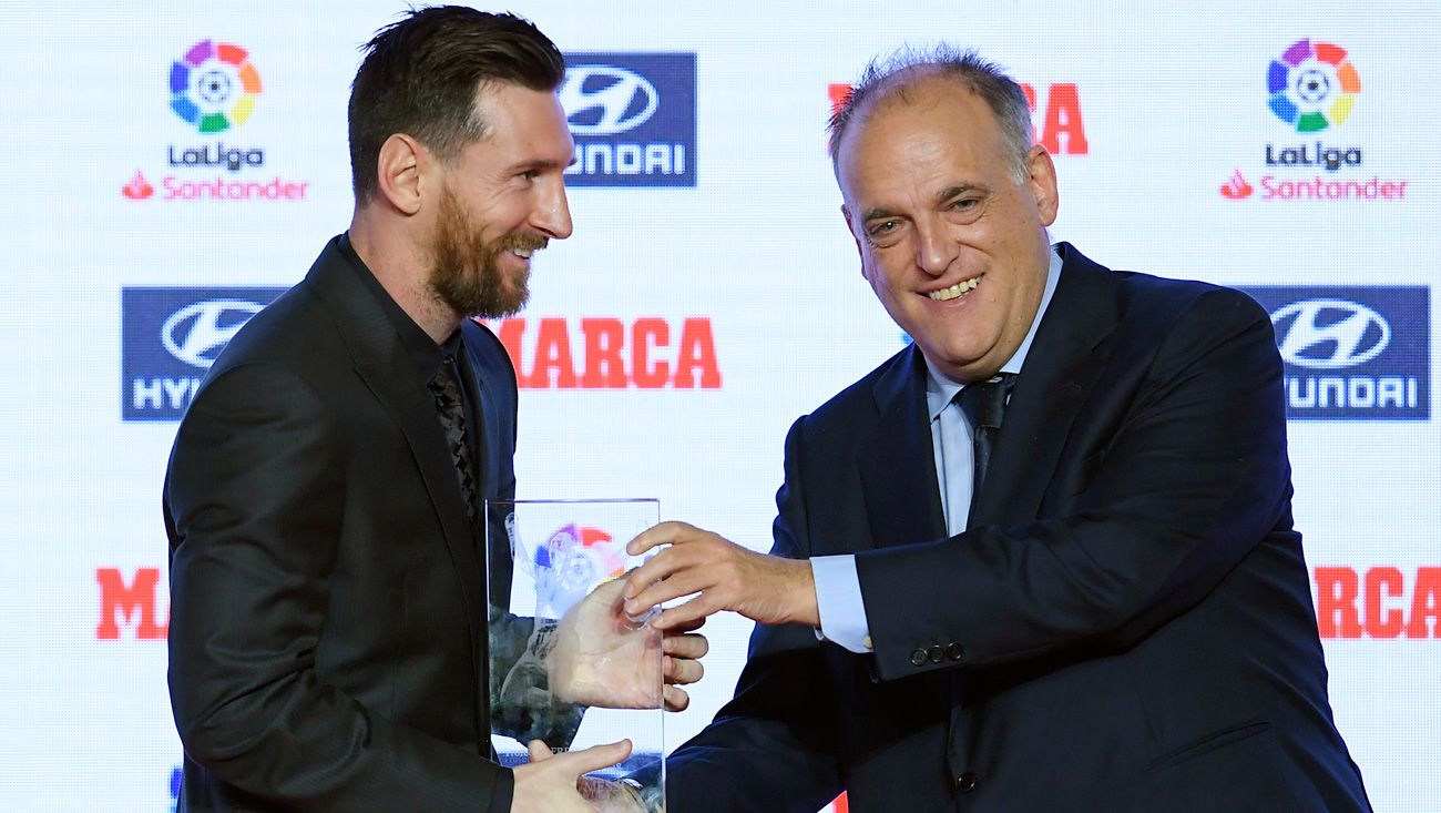Javier Tebas junto a Lionel Messi. Foto Archivo