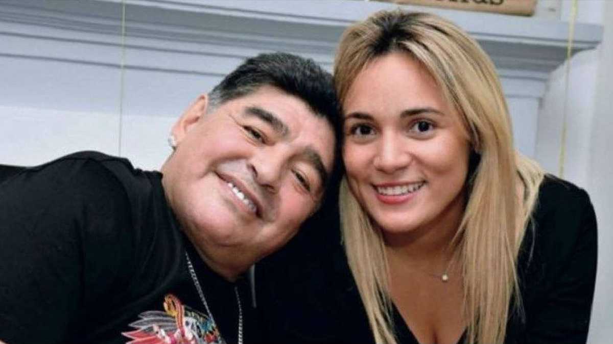 La futbolista Oliva fue la última pareja que tuvo Maradona. 