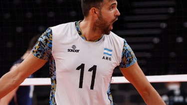 Seba Solé juega hace 11 años en la selección argentina y logró la ansiada medalla olímpica en Tokio. 