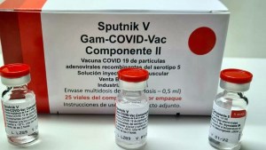 Cuándo se aplicarán las segundas dosis de las vacunas Sputnik V de producción nacional