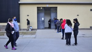 Regina: vacunan a adolescentes y comienza la aplicación de segundas dosis combinadas