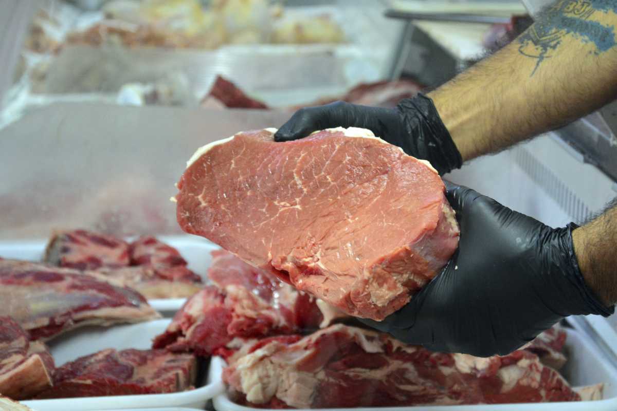 Las restricciones parciales a las exportaciones de carne hasta el 31 de octubre. Foto: Marcelo Ochoa