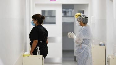 Hay alivio entre el personal de Salud, por la baja de contagios en la región. Foto: gobierno de la provincia.-