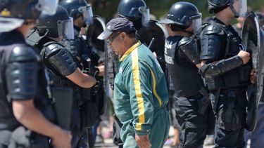 El hecho se produjo en el contexto del desalojo a la maderera MAM.  La empresa había despedido a la mitad del plantel, que en total eran 94, y había suspendido al resto. Foto archivo.