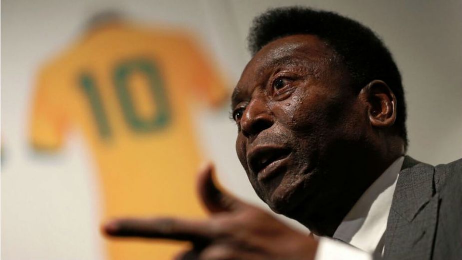 Uno de los hijos de Pelé declaró que su padre "se deprimió" por su deterioro físico.-