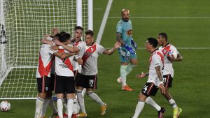 River rompió a tiempo el libreto de Arsenal y se prende en la cima de la Liga Profesional
