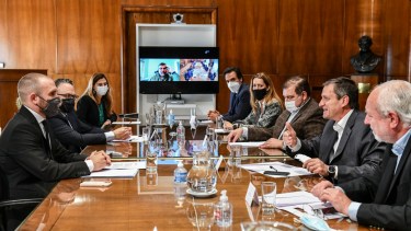 El Gobierno anunció que eliminará las retenciones a la exportación de servicios en enero