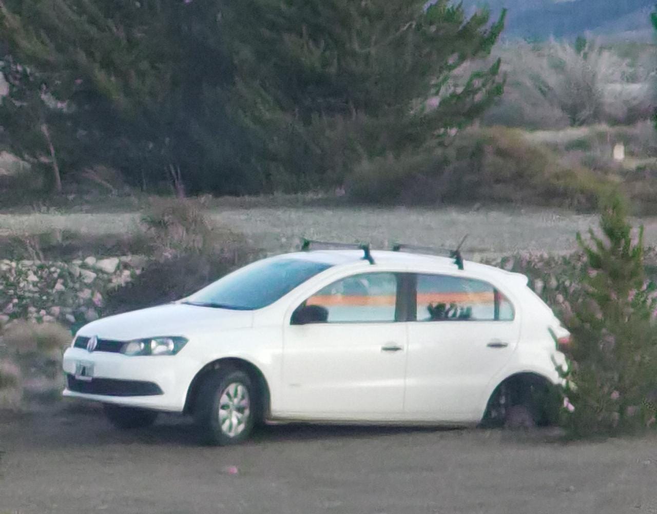 Los autos estaban estacionados en el aeropuerto de Bariloche. Foto: gentileza