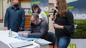 Una empresa interesada en proveer servicios a 134 lotes en Viedma