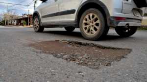 Volvió la polémica por los baches en Neuquén