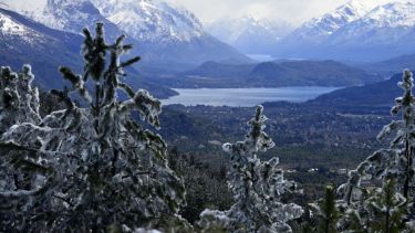 Se espera que estas sean las últimas nevadas en la zona cordillerana. Foto: agencia Bariloche.-