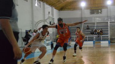 El Depo tuvo un finde exitoso en el poli, le ganó el viernes a Pacífico y anoche a Unión AP. Foto Gino Avoleod.