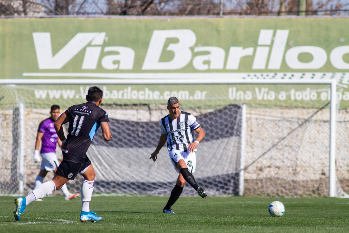 Manuel Berra, el capitán de Cipolletti. Su equipo vuelve a jugar en La Visera. Foto: Juan Thomes 
