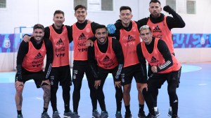 Argentina recibe a Bolivia con público en el Monumental: hora, TV y formaciones