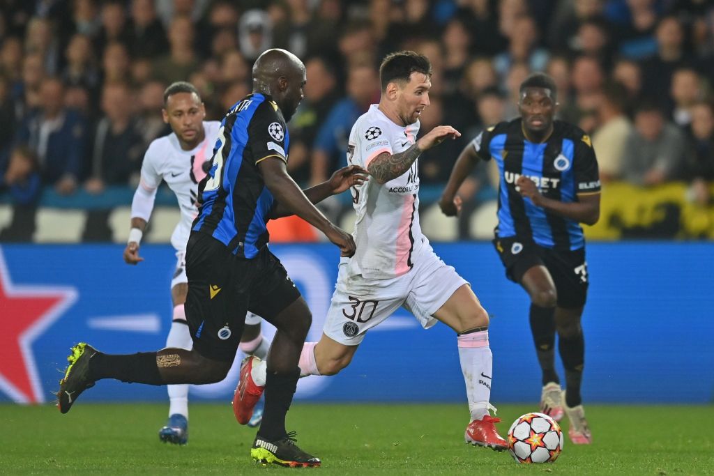 Messi viene de jugar su primer partido completo en el PSG. Fue en el empate 1-1 ante el Brujas, por la Champions.