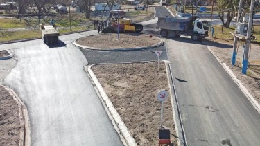 Roca: inauguraron la extensión del pavimento en barrio La Ribera