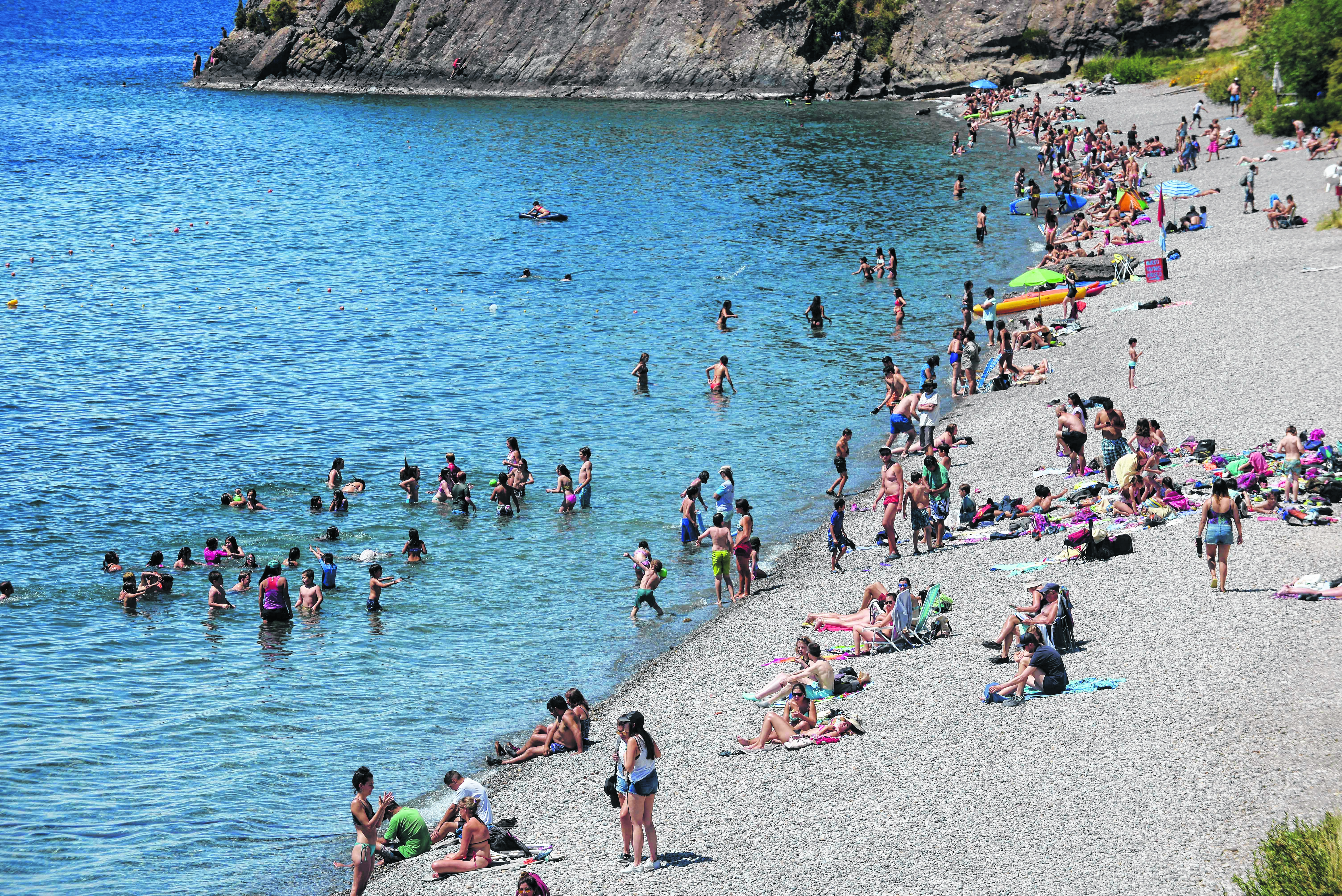 Bariloche y sus playas son el lugar más elegido de todas las ediciones del Previaje a nivel nacional. Foto: archivo