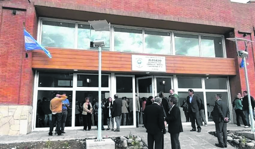 A finales de febrero de 2016, autoridades del STJ de Río Negro inauguraron el primer juzgado multifueros de El Bolsón. Foto: archivo