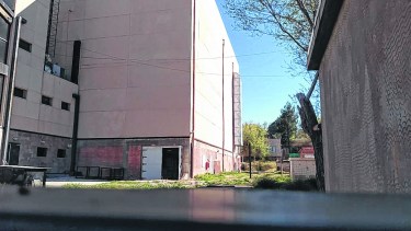 La imponente construcción está en pleno centro y sumaría un espacio de alta calidad a la ciudad. 