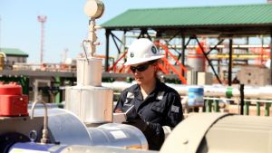 Proponen un régimen de incentivos para que las petroleras contraten mujeres y personas LGBTIQ+